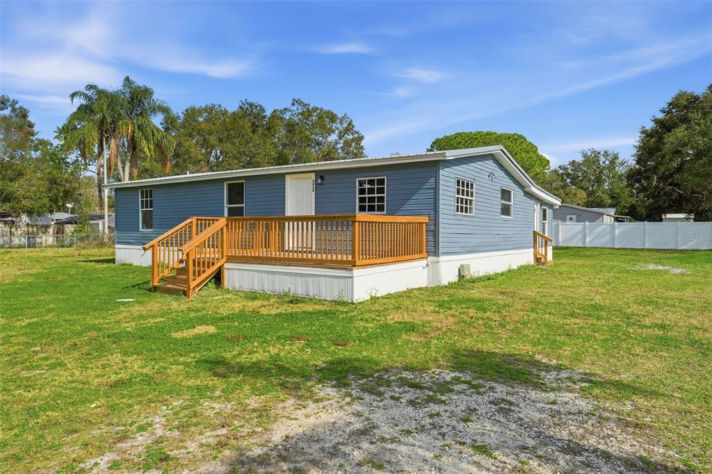 6416 SADDLETREE DRIVE, WESLEY CHAPEL, FL — photo 2 of 30