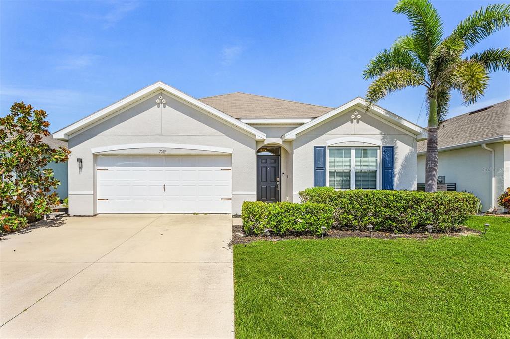 7069 WATERFORD PARKWAY