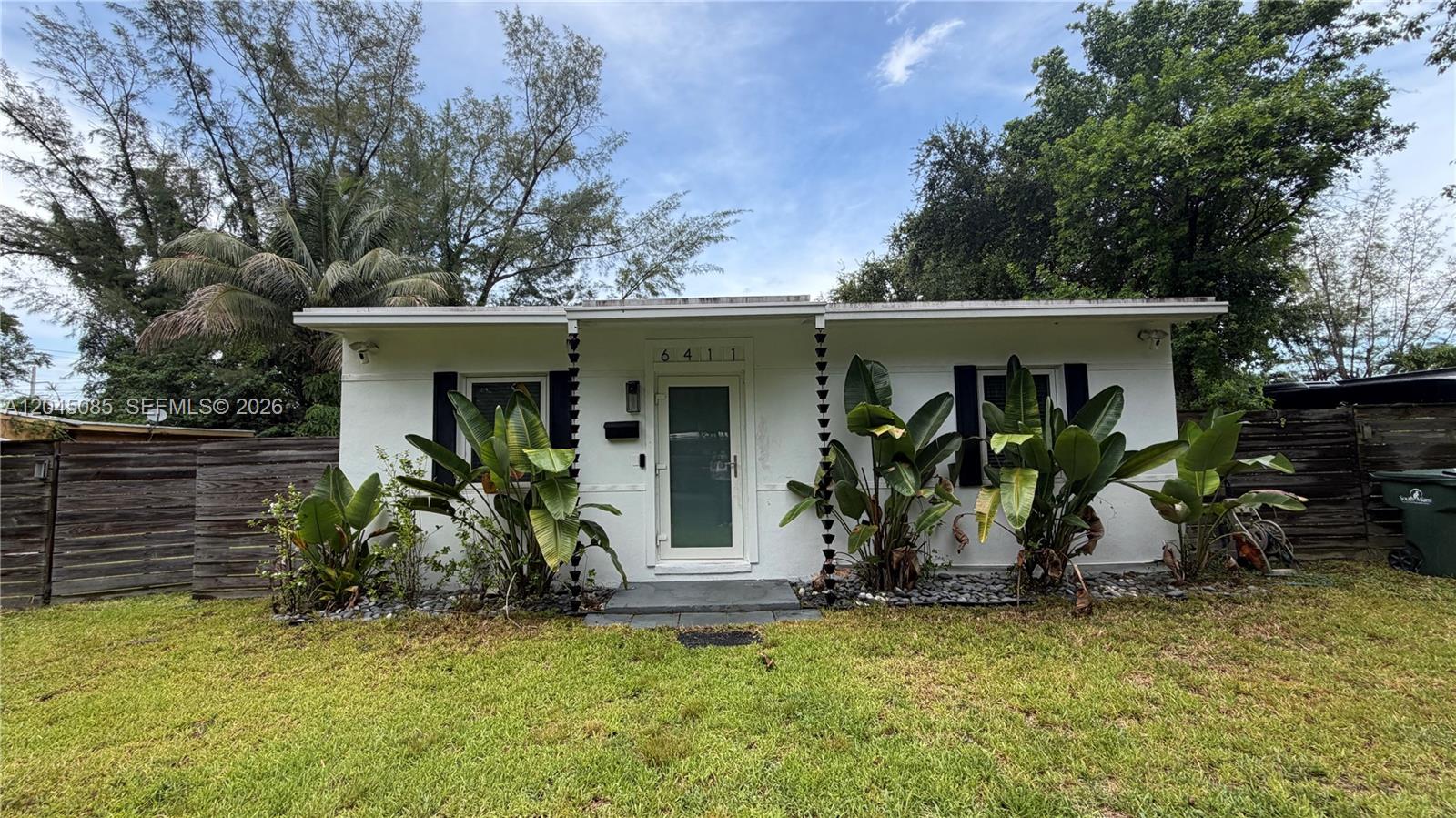 6411 SW 62nd Ct, South Miami FL 33143