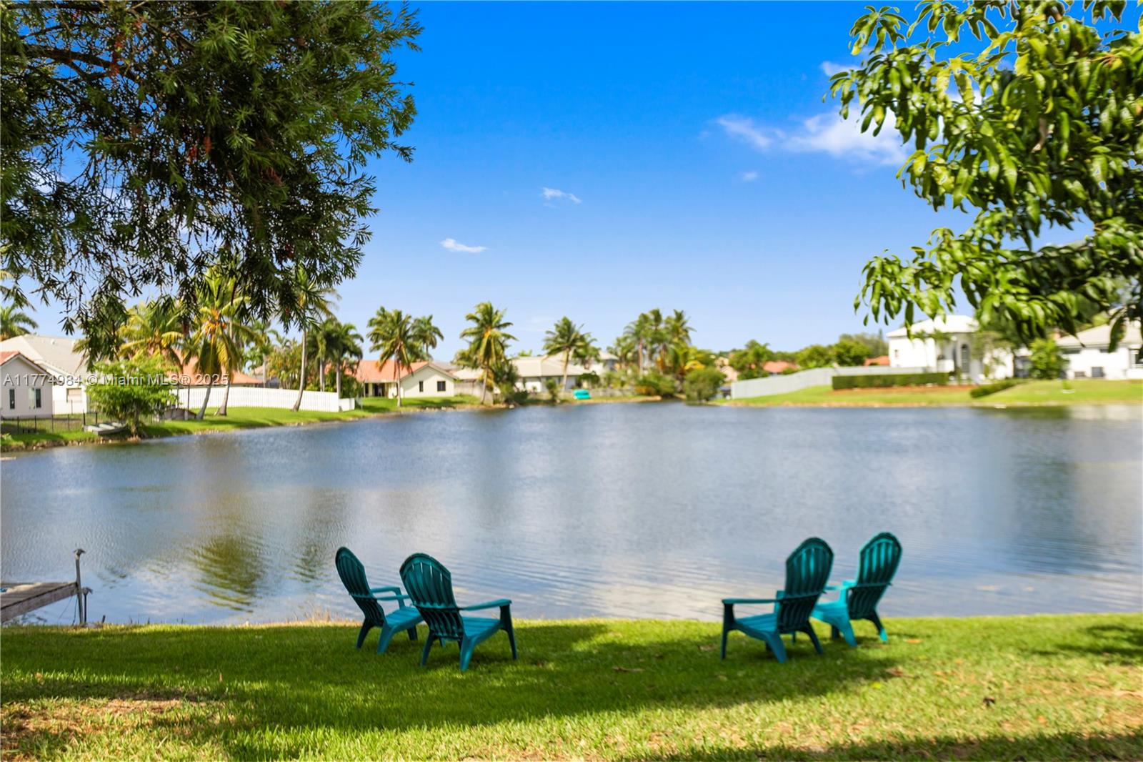 14201 Summersville Pl, Davie FL 33325
