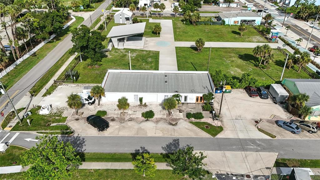 30 S MANGO STREET