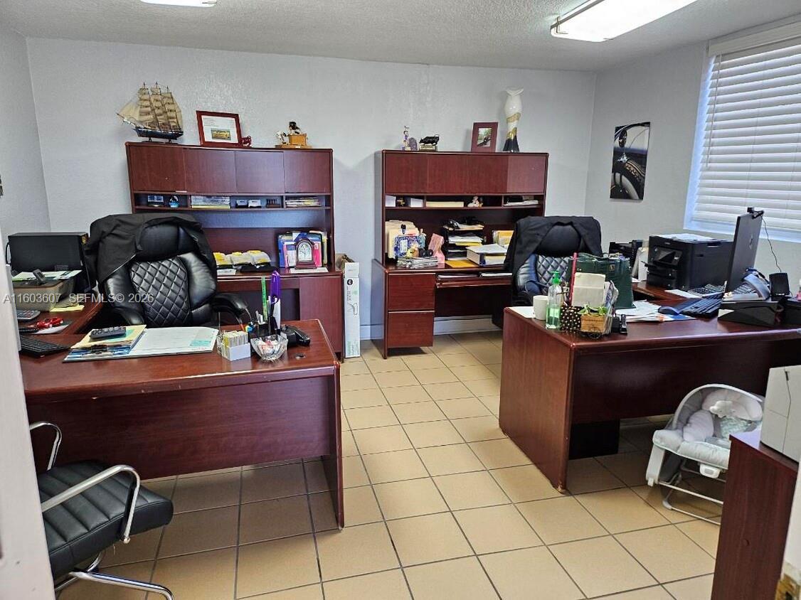 4010 E 8th Ave, Hialeah FL 33013, HIALEAH, FL — photo 3 of 26