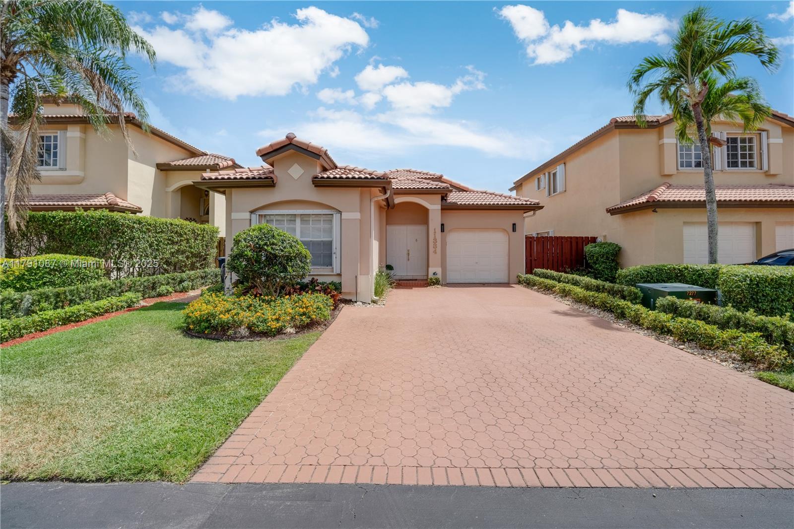 11334 NW 53rd Ln, Doral FL 33178