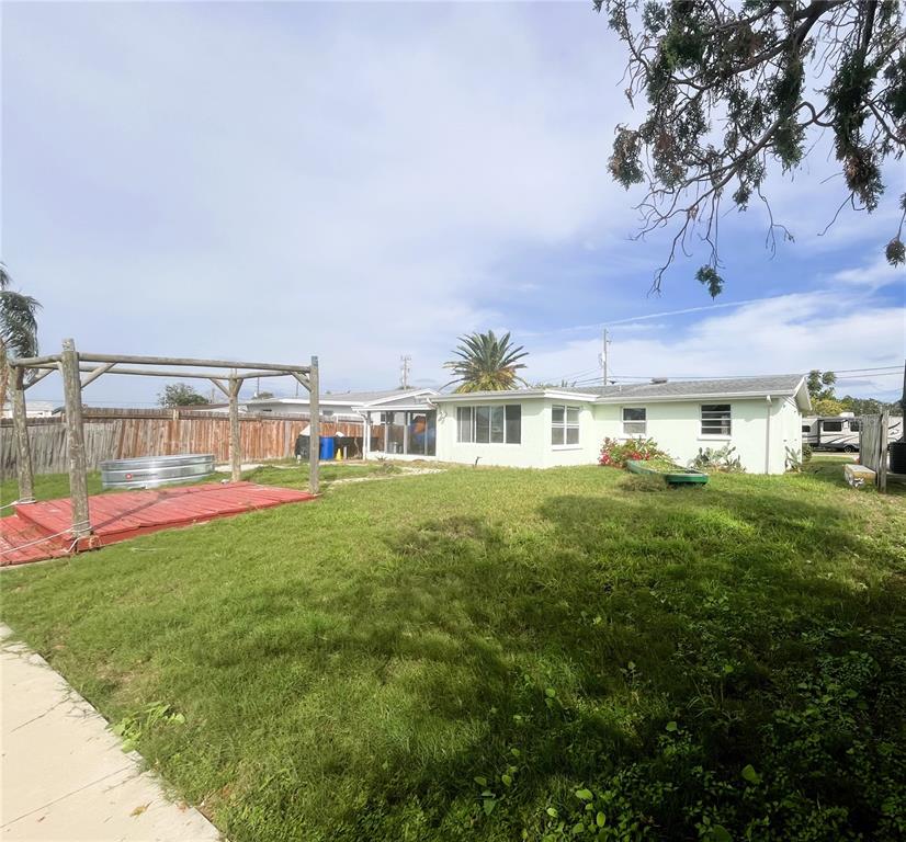 13639 FRANCES AVENUE, HUDSON, FL — photo 3 of 11