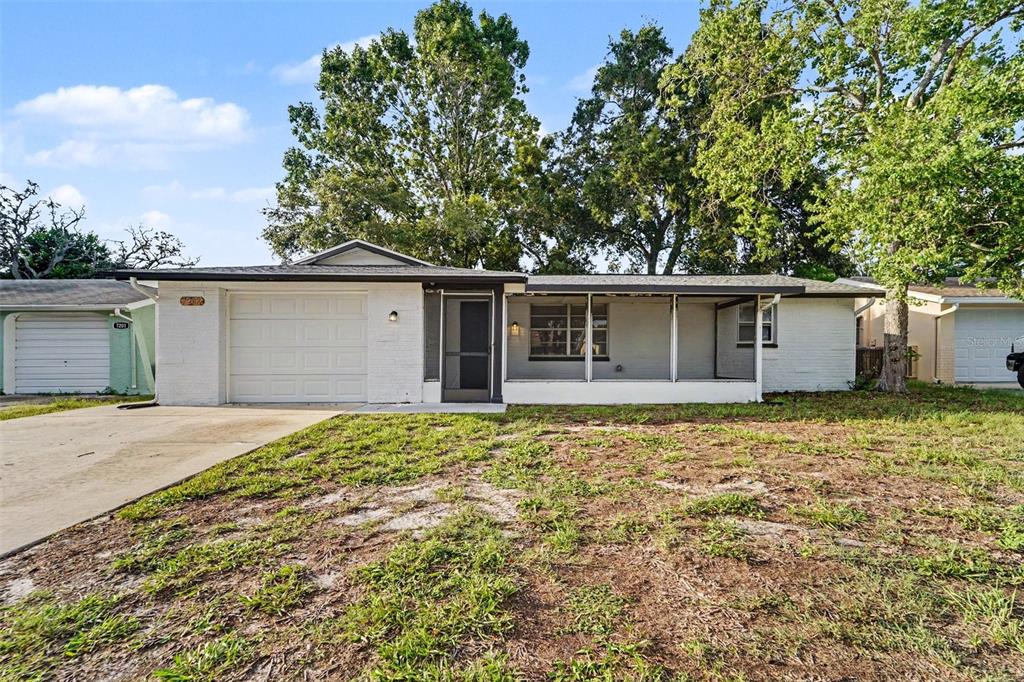7207 SANDALWOOD DRIVE