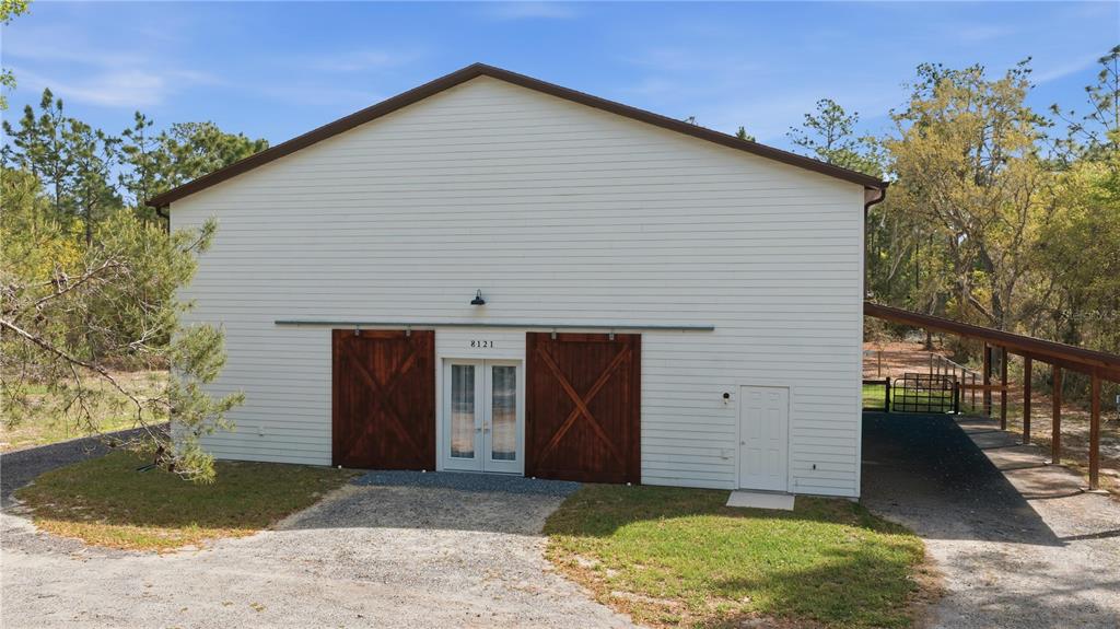 8121 COUNTY ROAD 243B