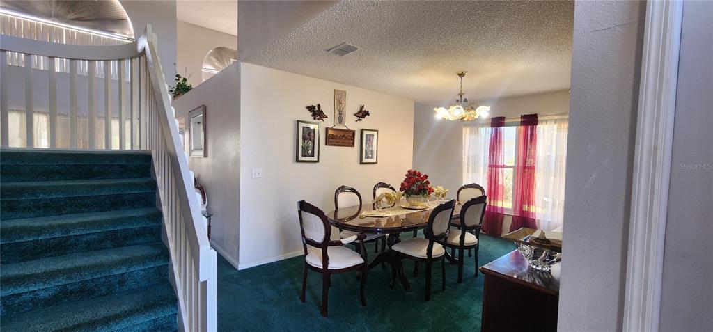 672 STERLING DRIVE, KISSIMMEE, FL — photo 2 of 4