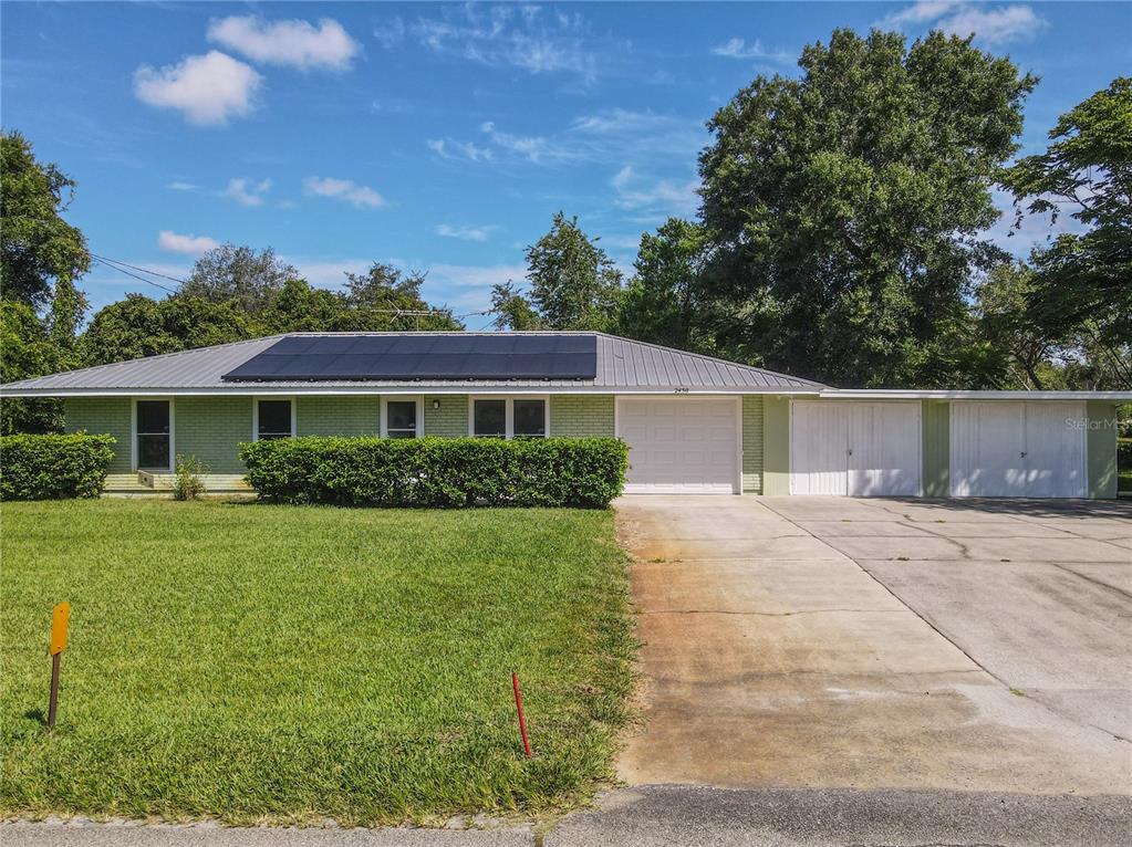 2450 W LAKE DRIVE