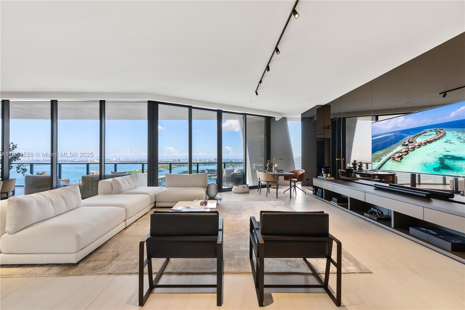 1000 Biscayne Blvd # 3502, Miami FL 33132