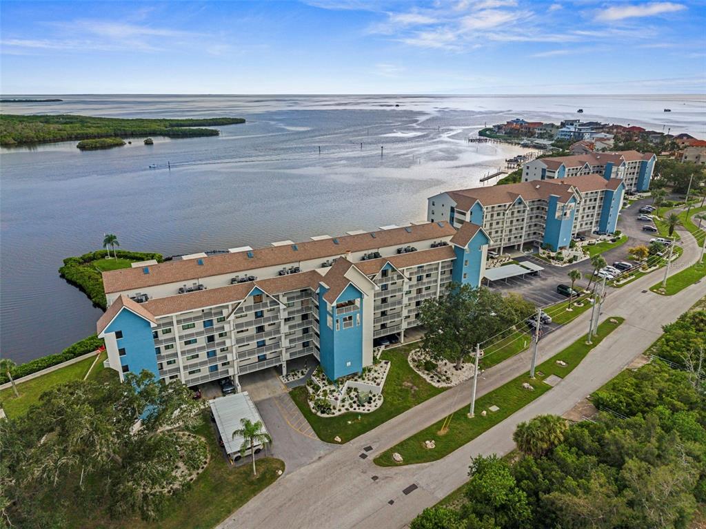 4650 BAY BOULEVARD UNIT 1048