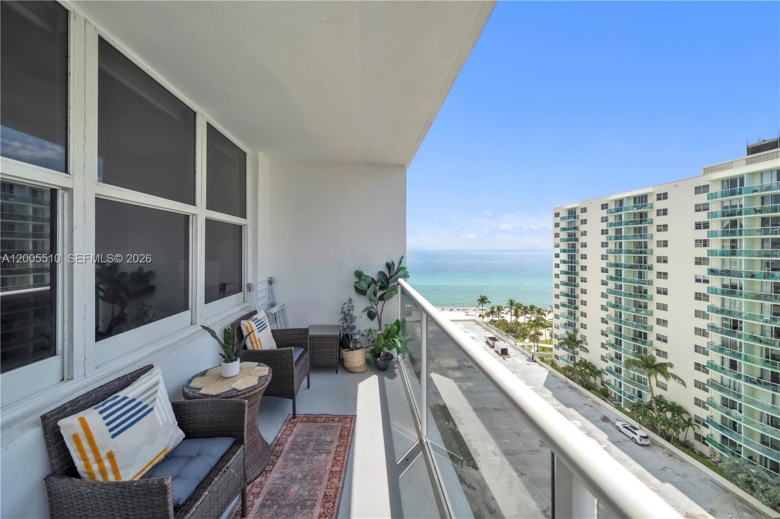 3725 S Ocean Dr # 1220, Hollywood FL 33019