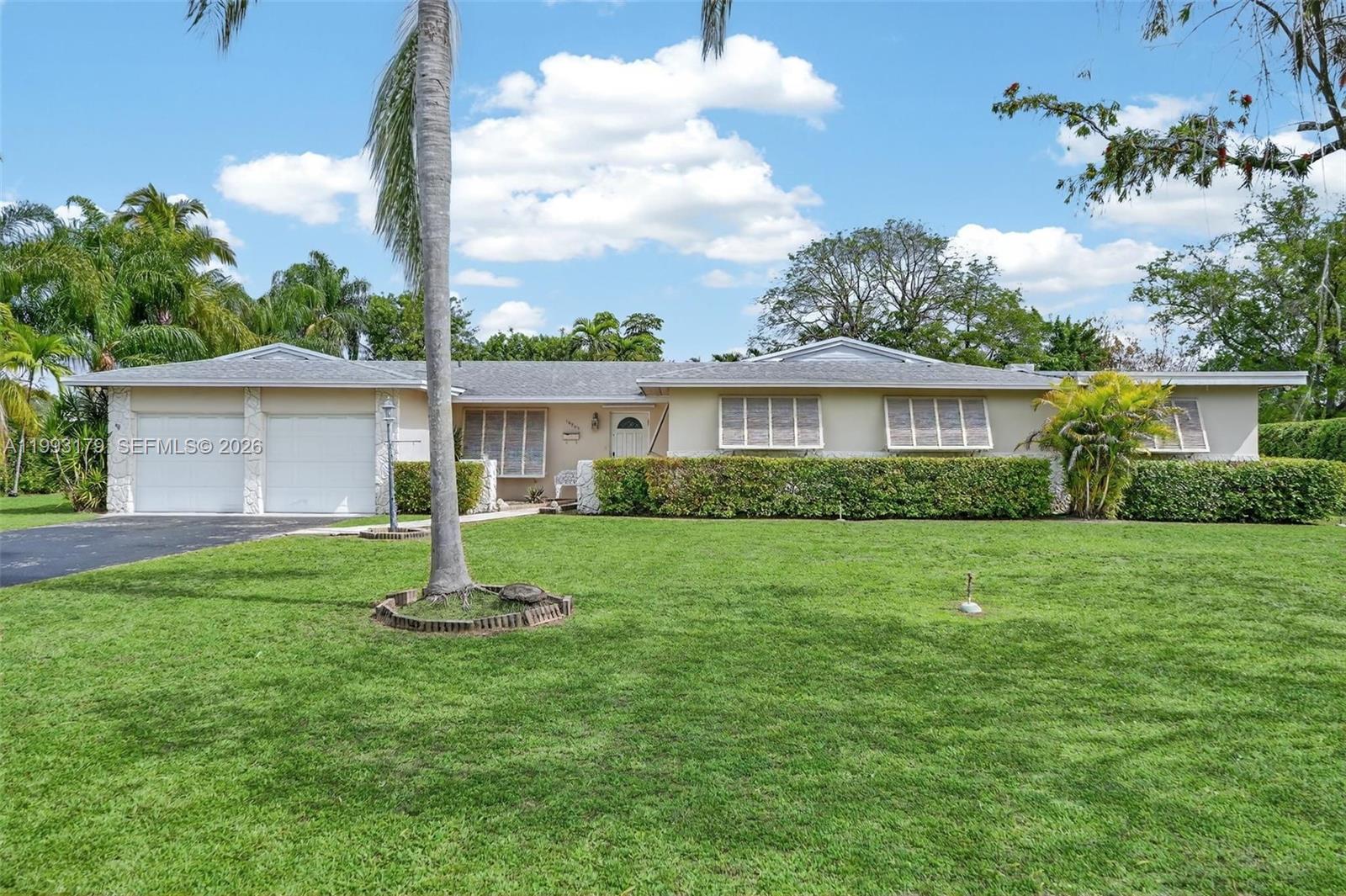10753 SW 118th St, Miami FL 33176