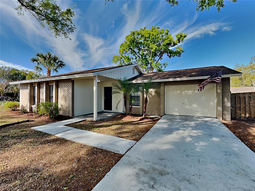 2704 MANOR HILL DRIVE