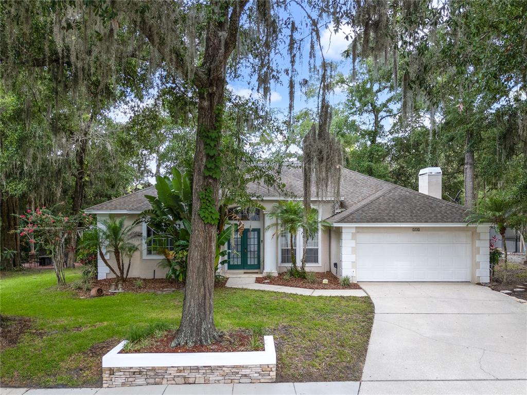 116 WINDING OAKS LANE