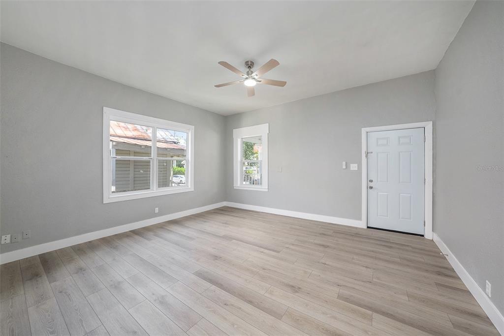 2920 N 17TH STREET, TAMPA, FL — photo 5 of 25