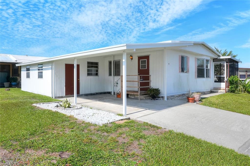 2055 S FLORAL AVENUE UNIT 15