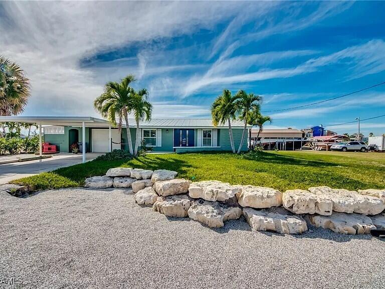 2891 Cussell Drive, FL 33956