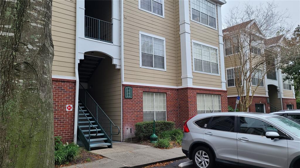 13103 MULBERRY PARK DRIVE UNIT 824