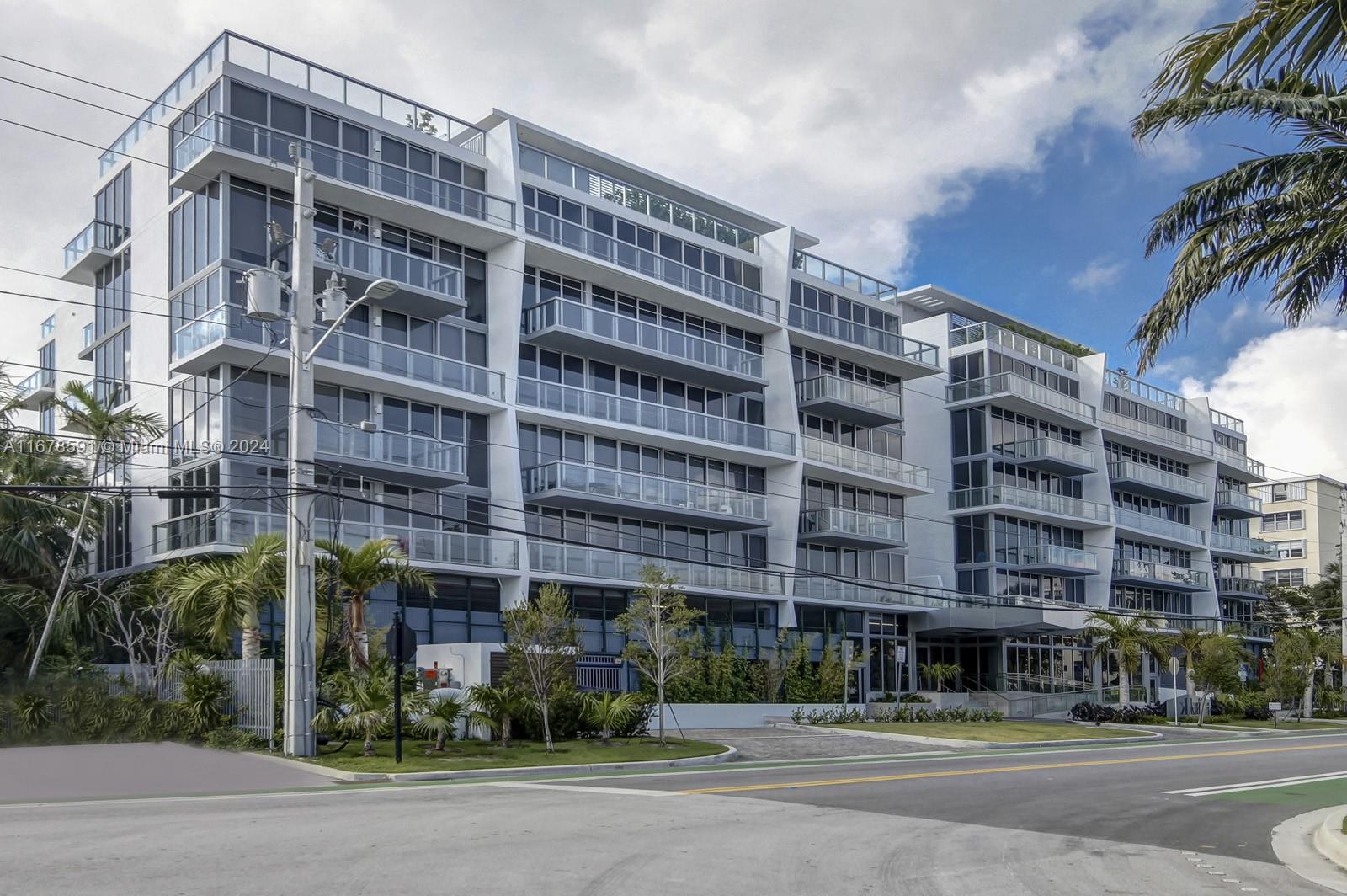 9940 W Bay Harbor Dr, Bay Harbor Islands FL 33154