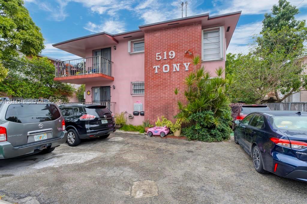 519 NW 10th Ave # 3, Miami FL 33136