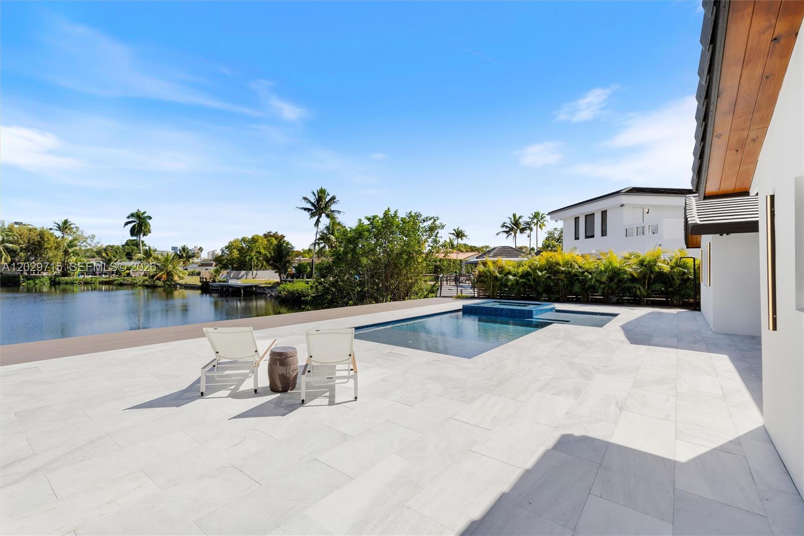 19721 NE 23rd Ave # 19721, Miami FL 33180