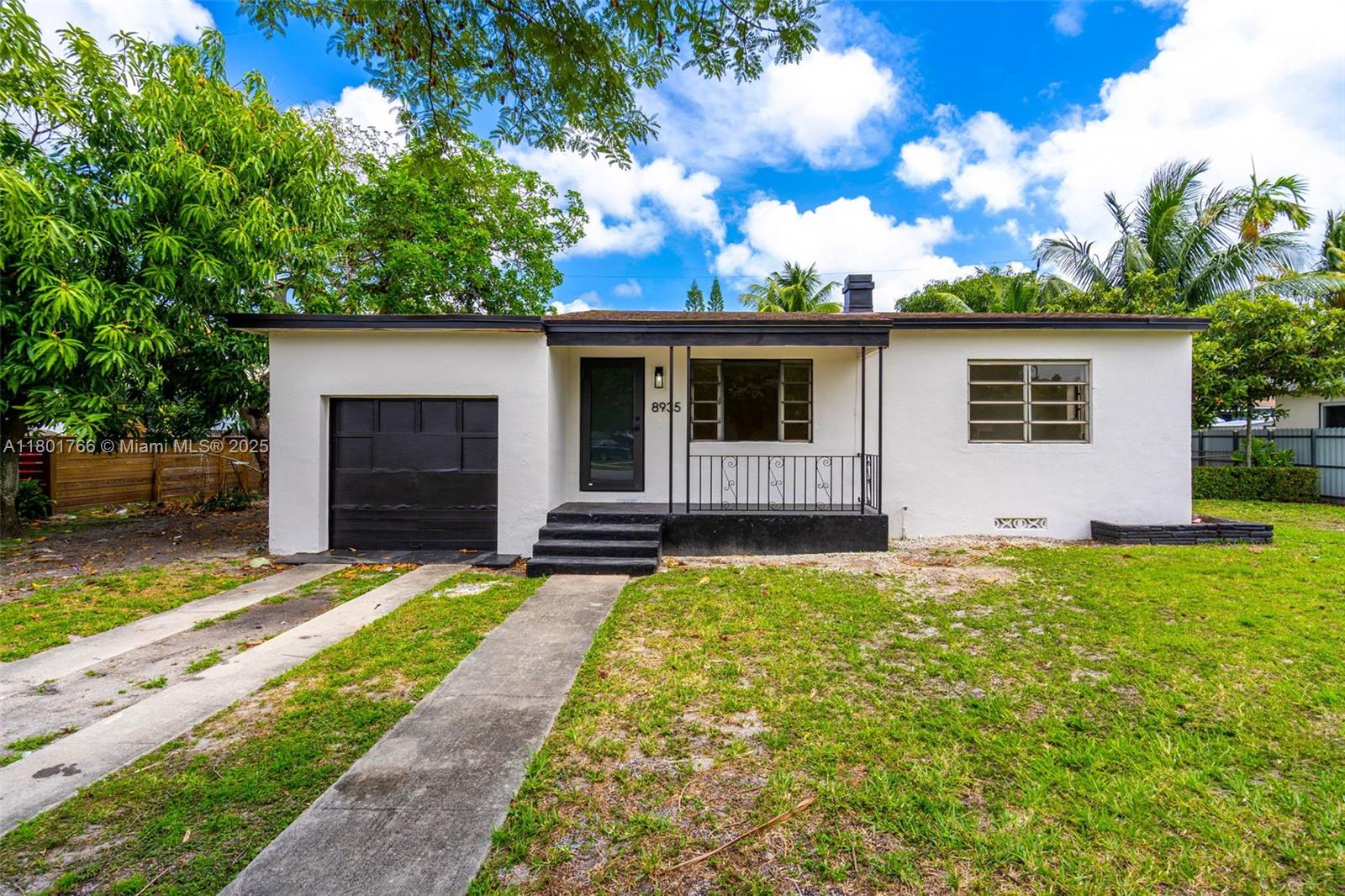 8935 NW 10th Ave, Miami FL 33150