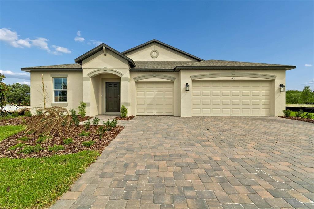 8437 FOX DEN COVE