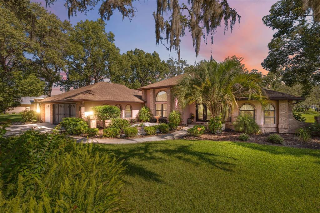 12295 CLARENDON COURT