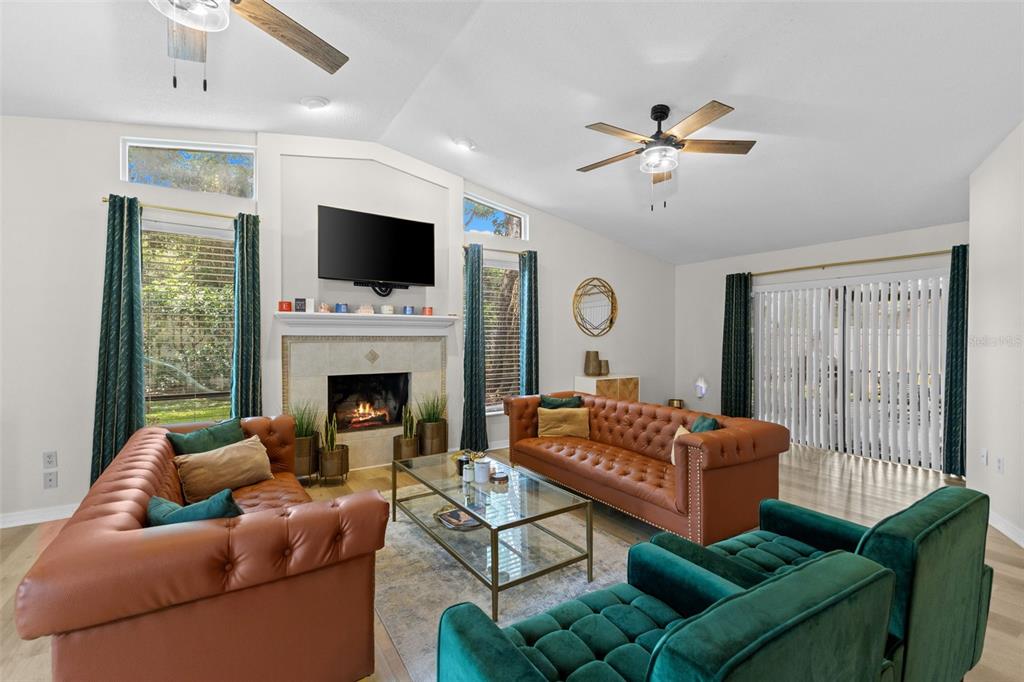 2660 BURNTFORK DRIVE, CLEARWATER, FL — photo 4 of 25