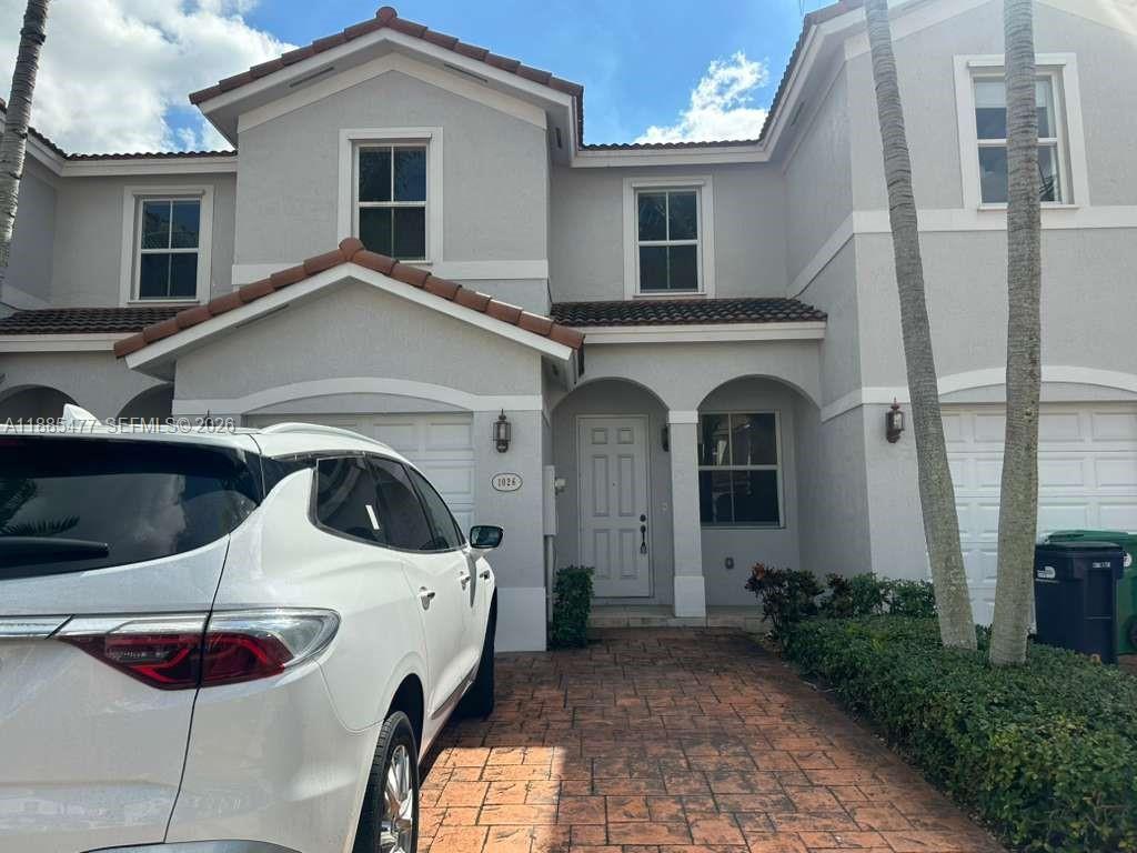 1026 NE 207th Ter # 1026, Miami FL 33179