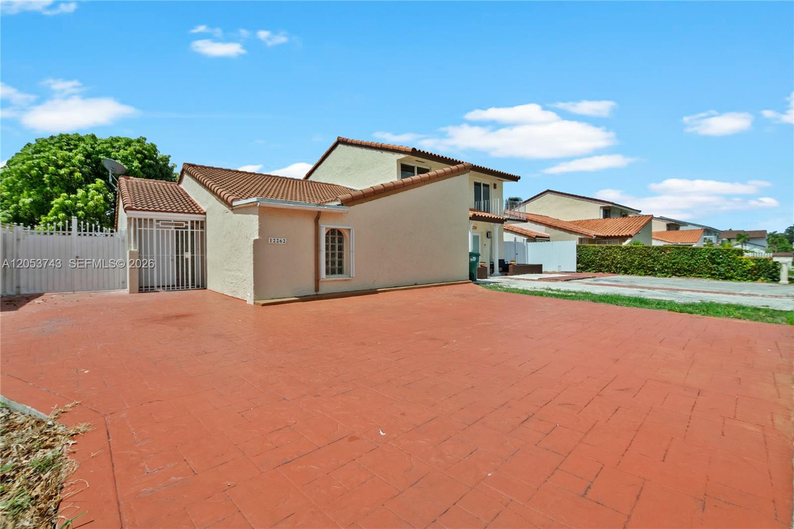 12262 SW 10th St, Miami FL 33184