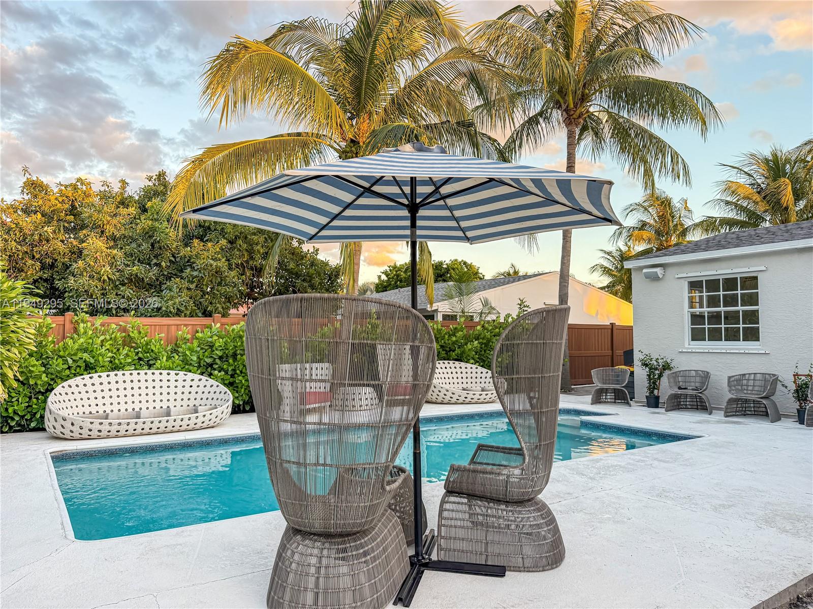 337 Forest Hill Blvd, West Palm Beach FL 33405