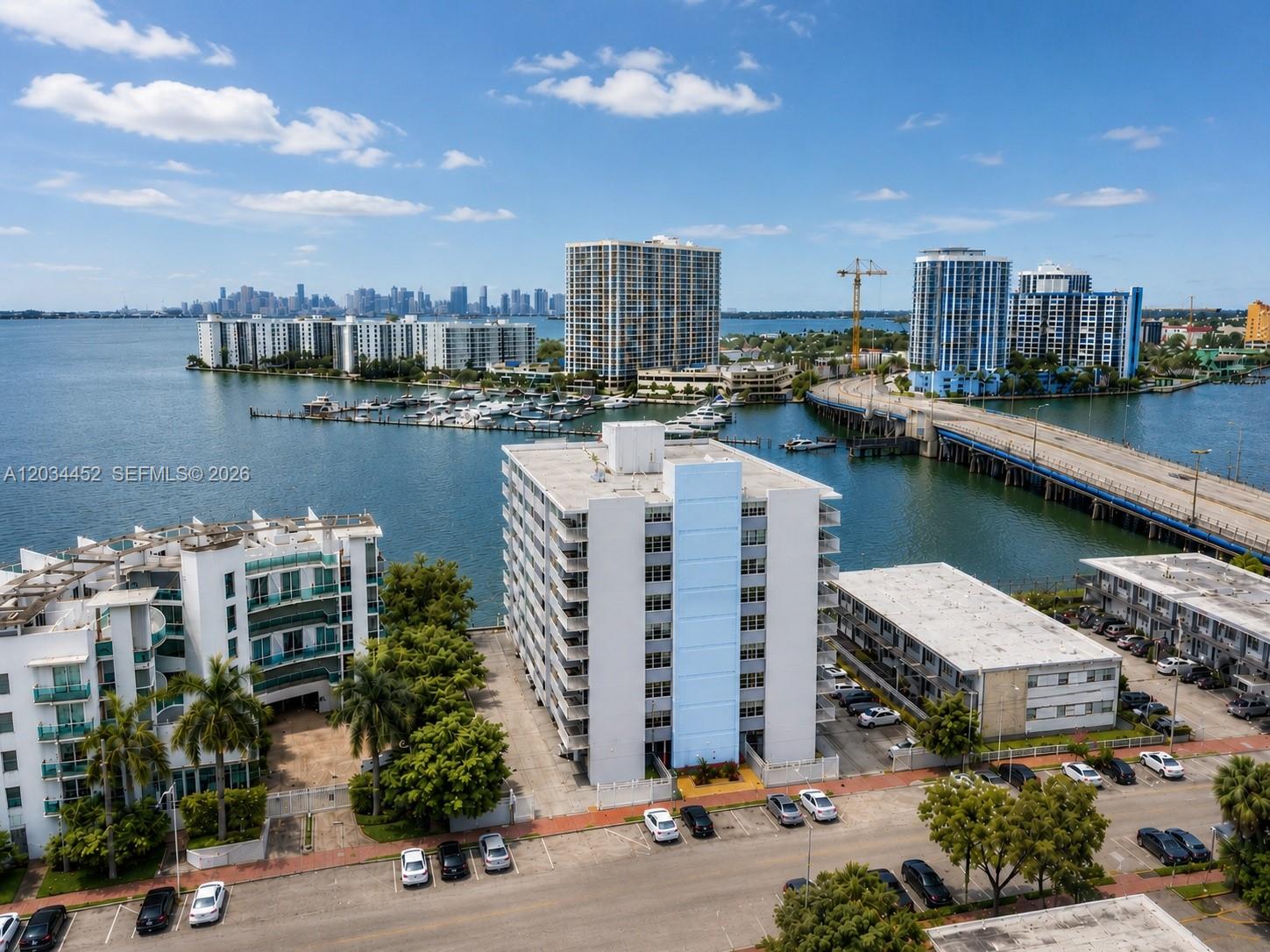 2016 Bay Dr # 504, Miami Beach FL 33141