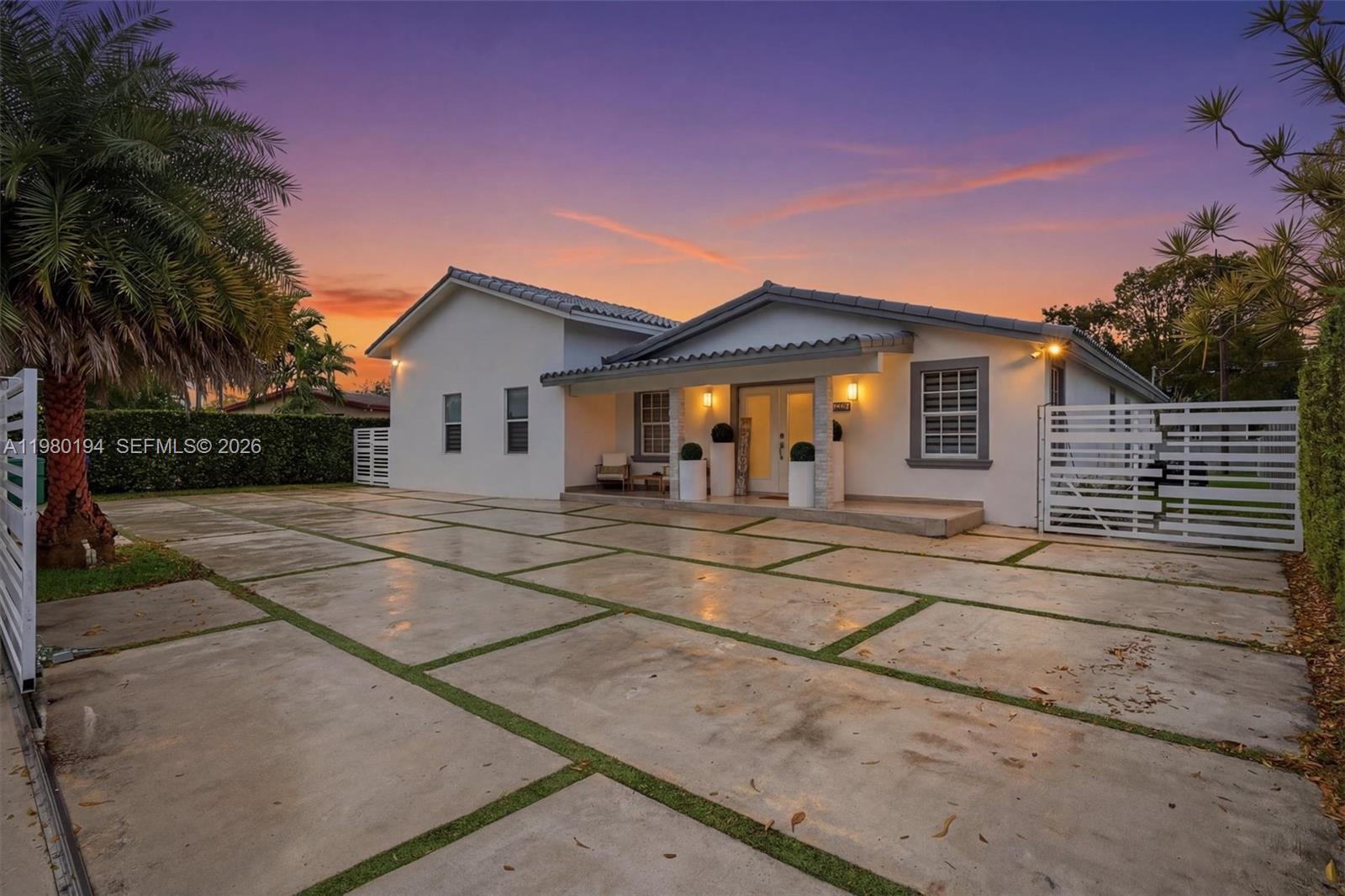 1520 SW 86th Ct, Miami FL 33144