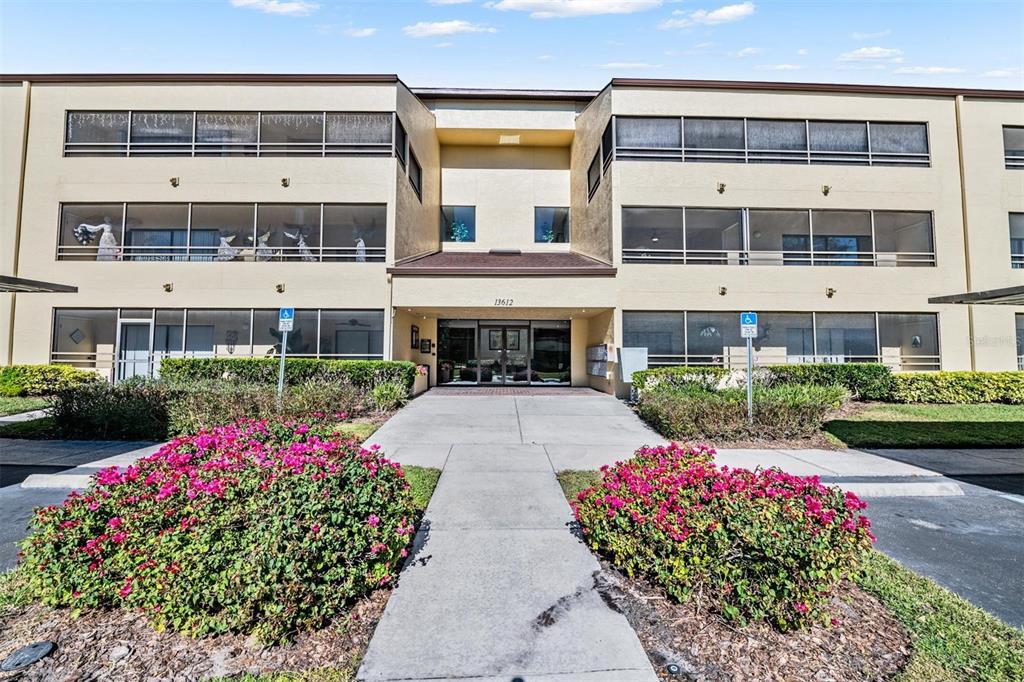 13612 S VILLAGE DRIVE UNIT 5212