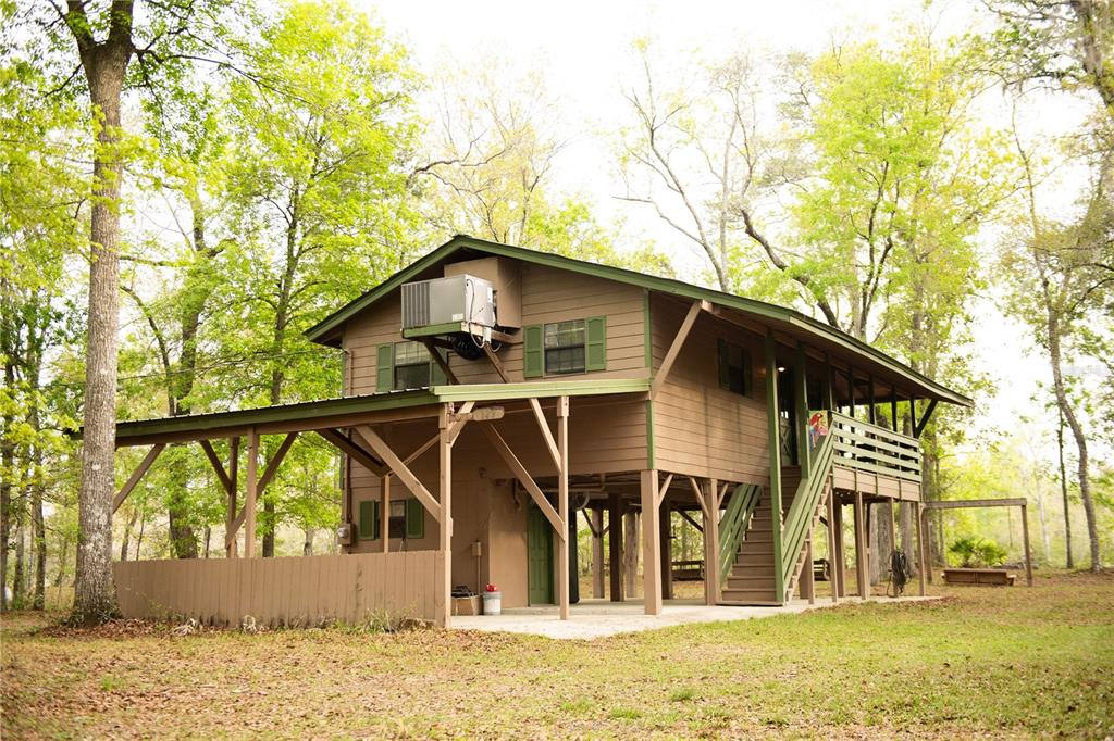 119 SE DORTHIE LAND ROAD