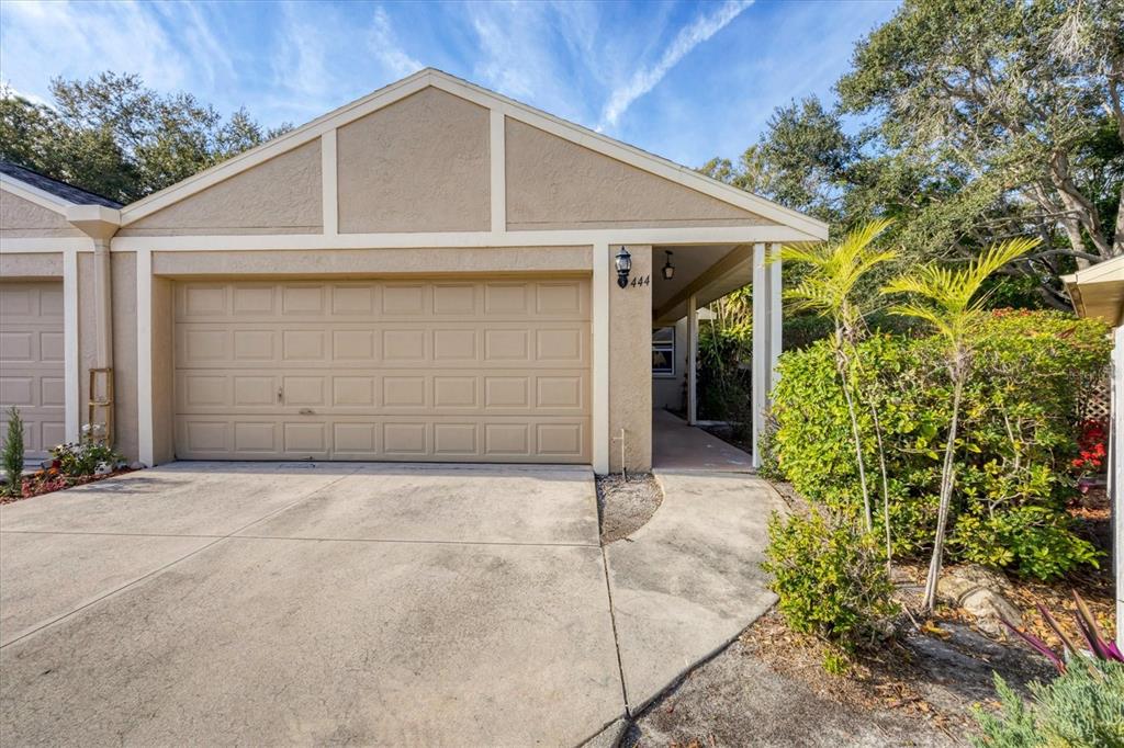 444 CHARTLEY COURT S