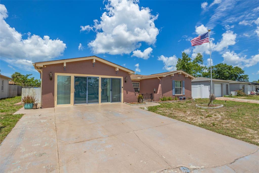 9647 MOREHEAD LANE