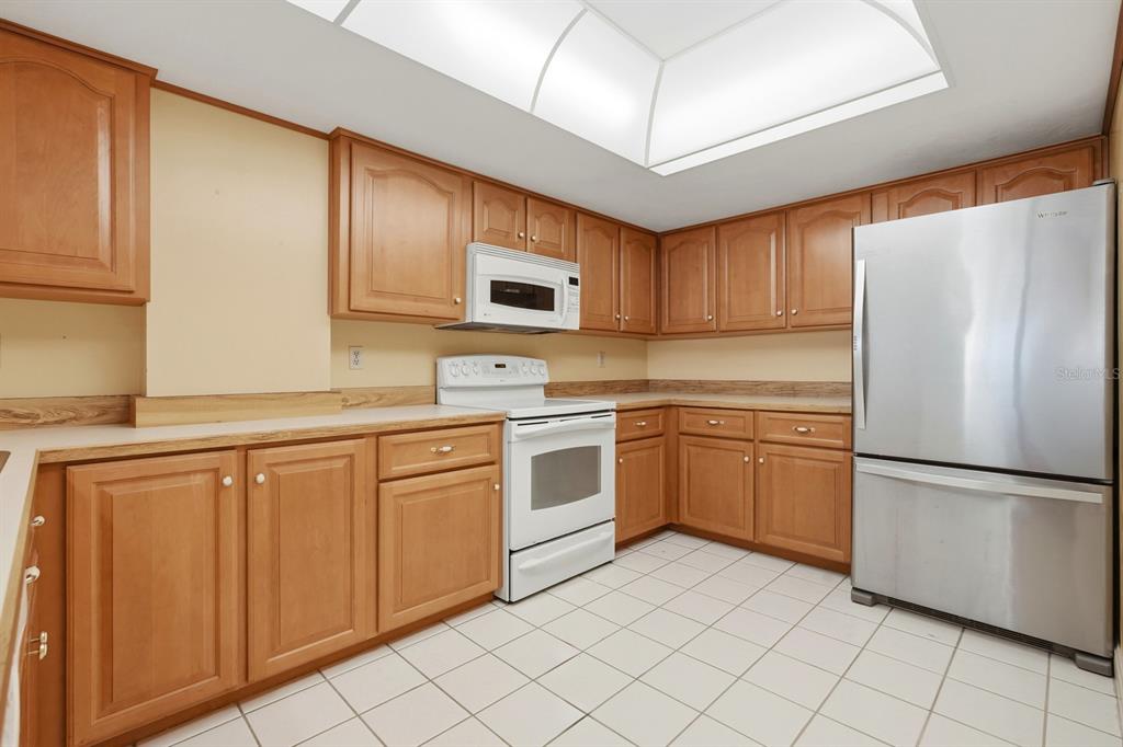 1513 OCEAN SHORE BOULEVARD UNIT 4E, ORMOND BEACH, FL — photo 4 of 30