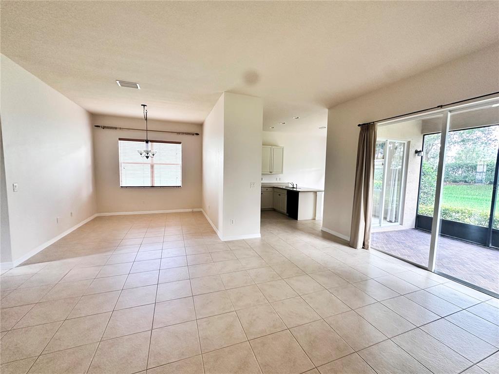 4950 SANDY BROOK CIRCLE, WIMAUMA, FL — photo 4 of 27