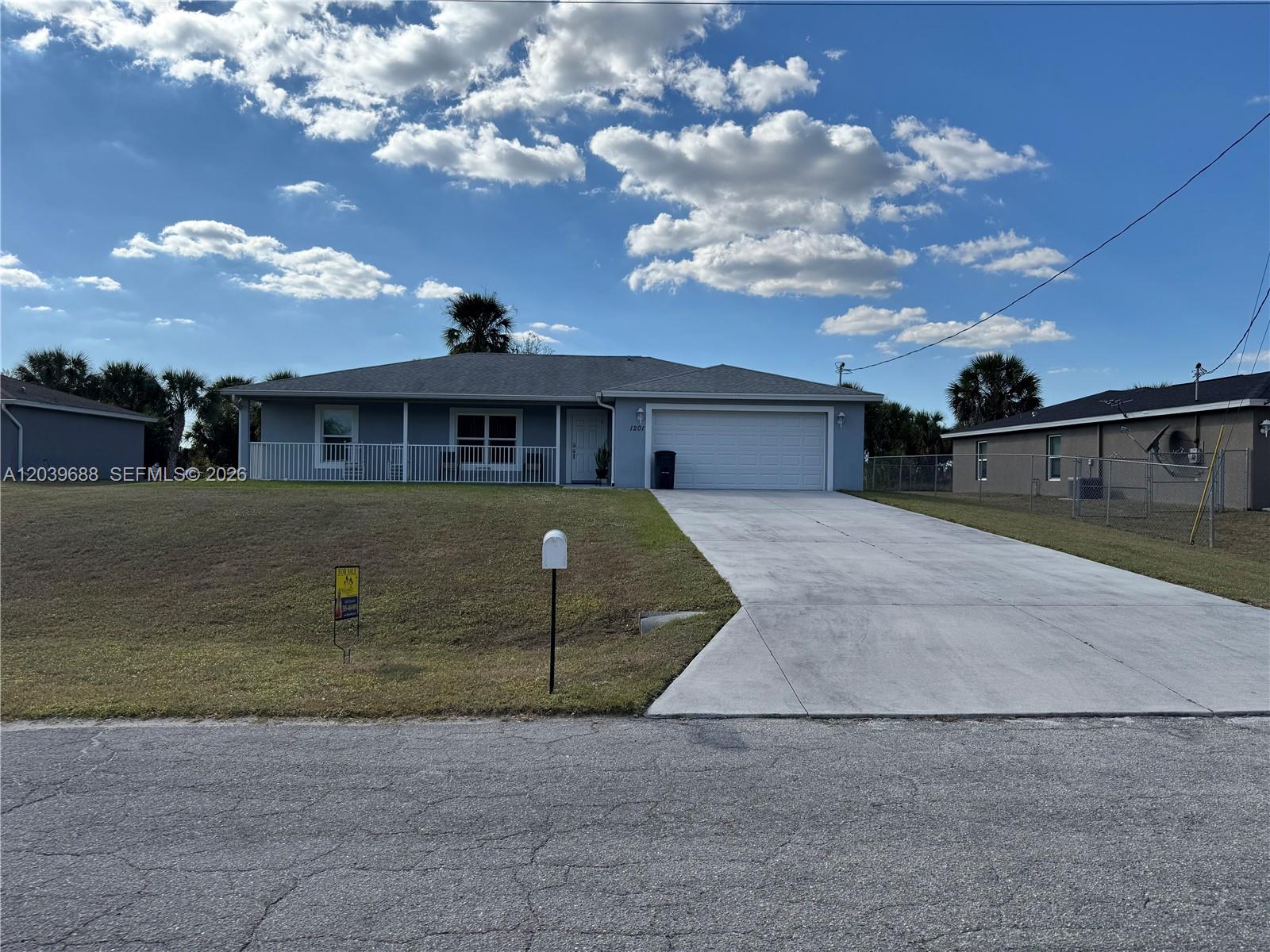 1201 BANJO CT, La Belle FL 33935
