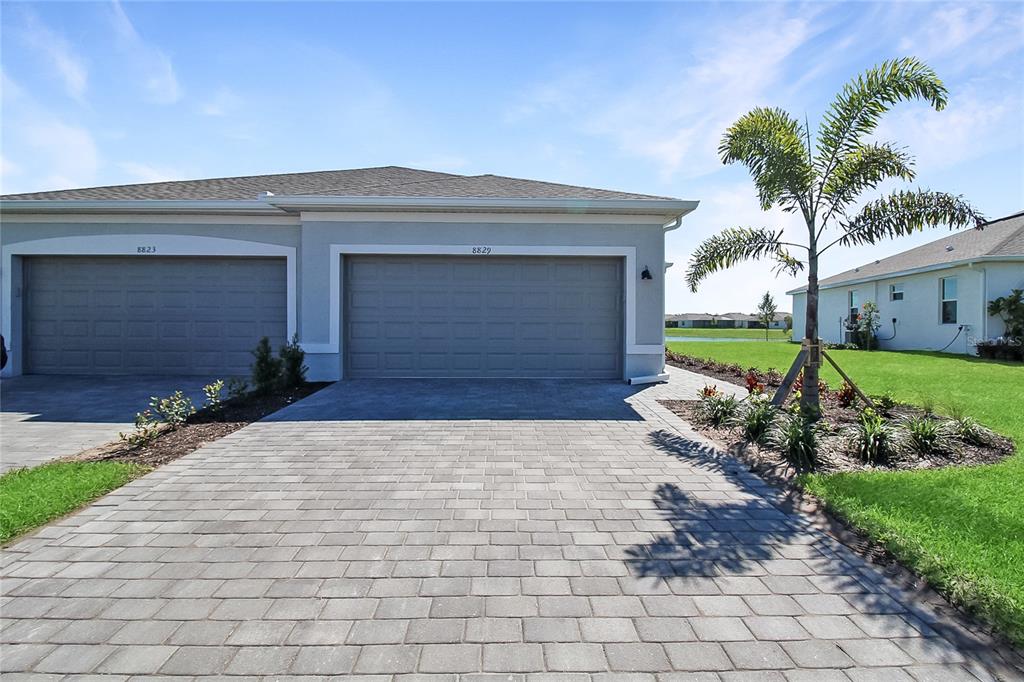 8829 SAINT KITTS CIRCLE, ENGLEWOOD, FL — photo 2 of 30
