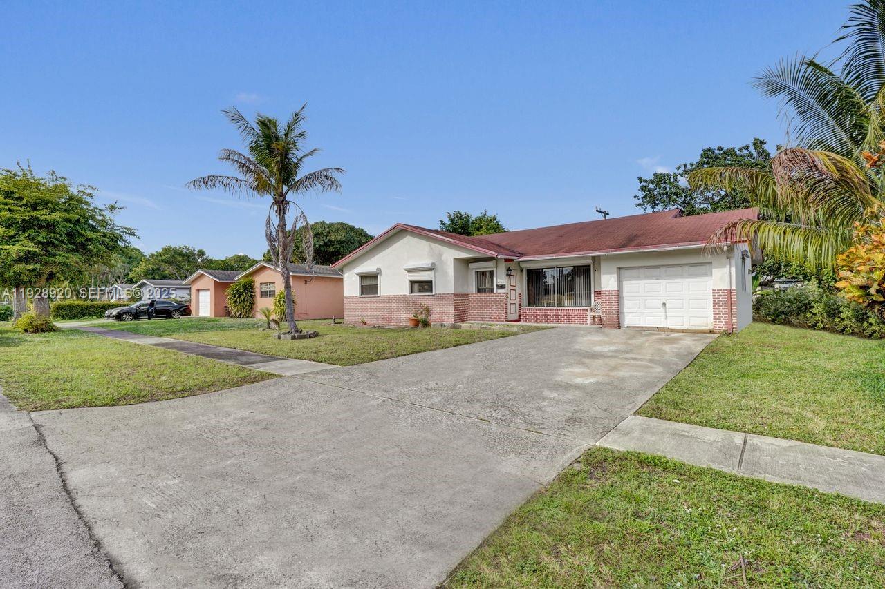 4781 NW 19th Ct, Lauderhill FL 33313