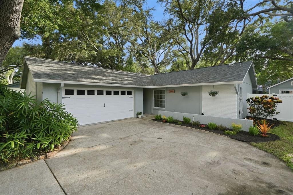 201 ARBOR GLEN DRIVE