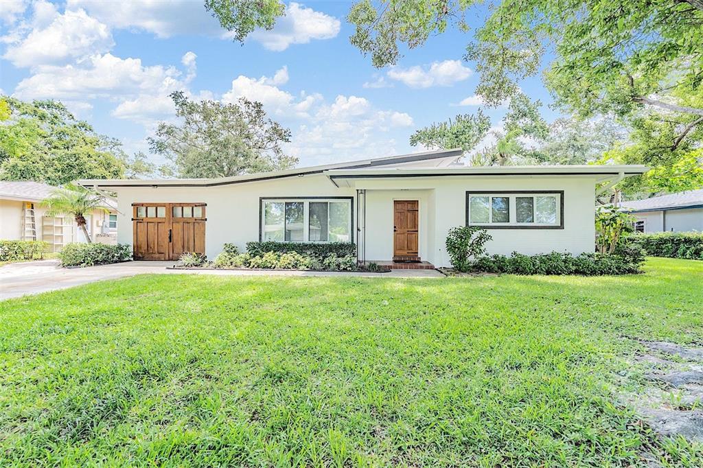559 OAKWOOD DRIVE