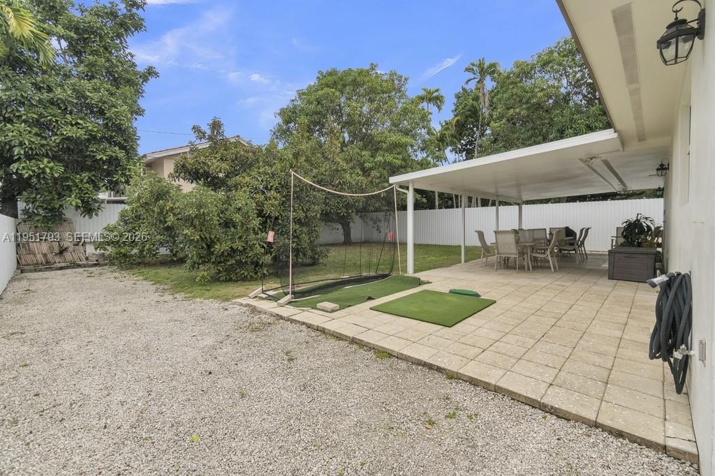 3655 SW 17th St, Miami FL 33145