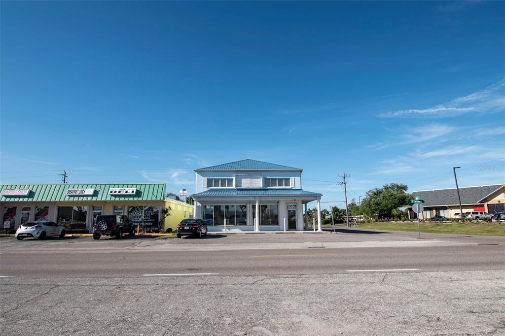 3221 TAMIAMI TRL UNIT 16