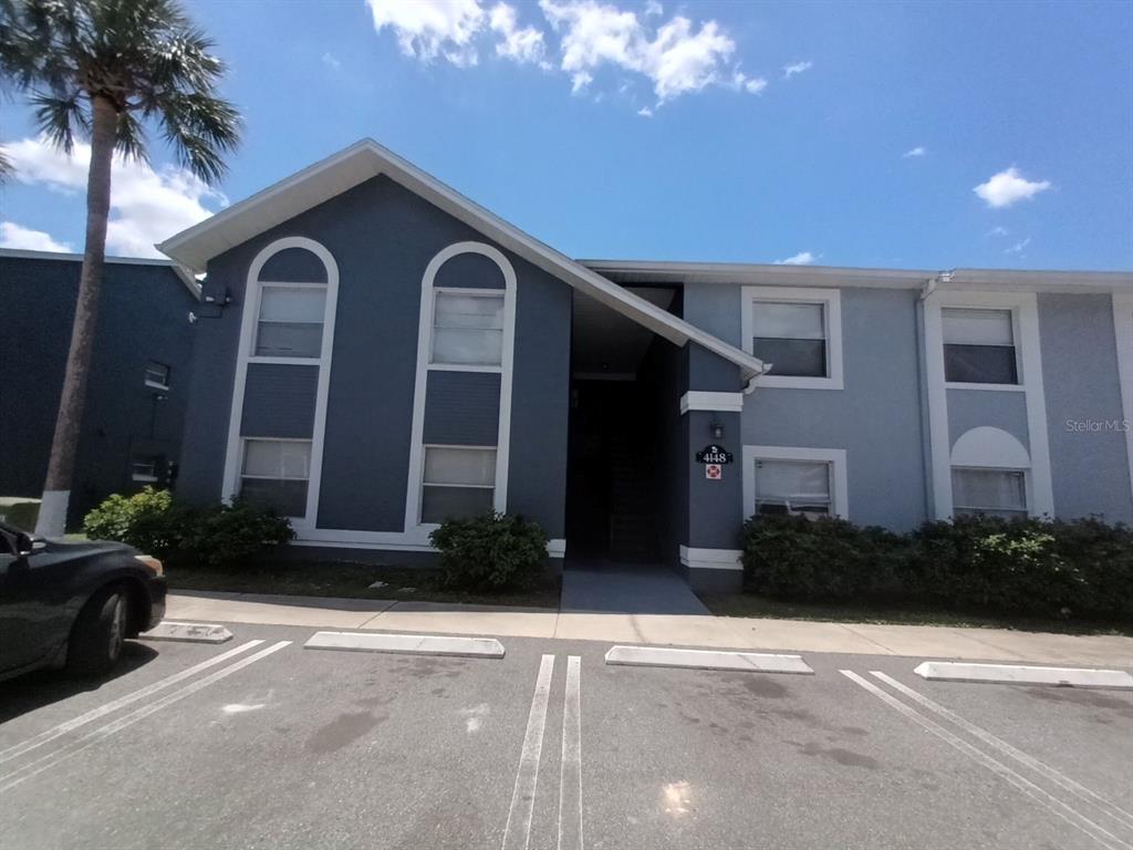 4148 PERSHING POINTE PLACE UNIT 1