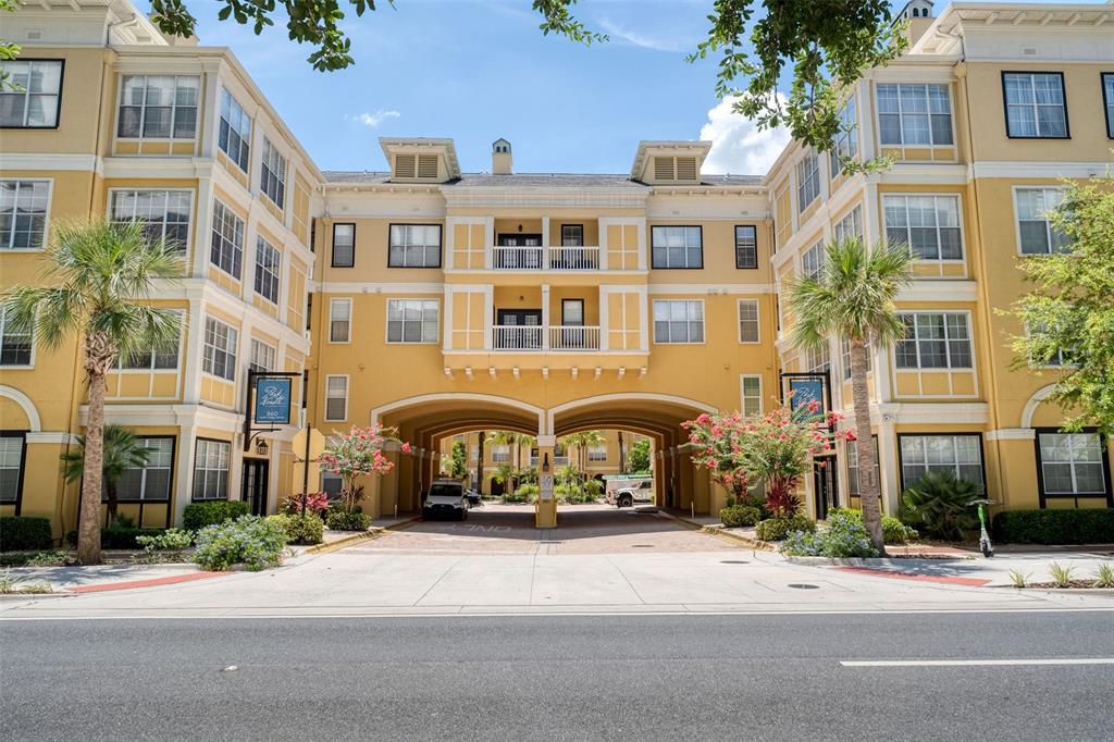 860 N ORANGE AVENUE UNIT 210