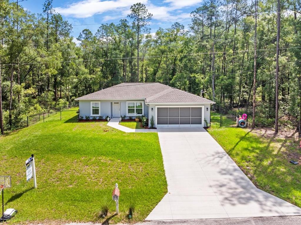 8737 N SPIKES WAY